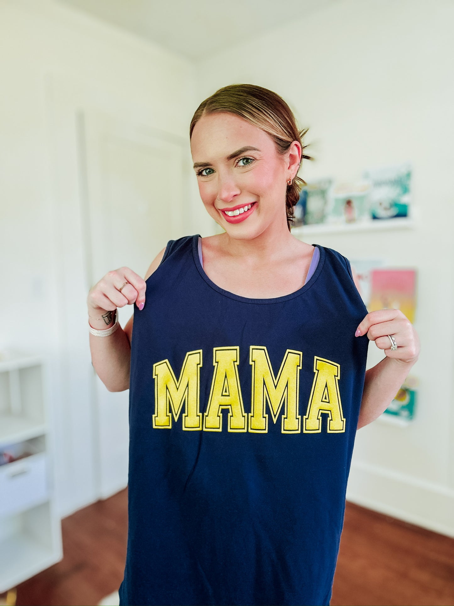 Neon Puff MAMA *Navy Tank