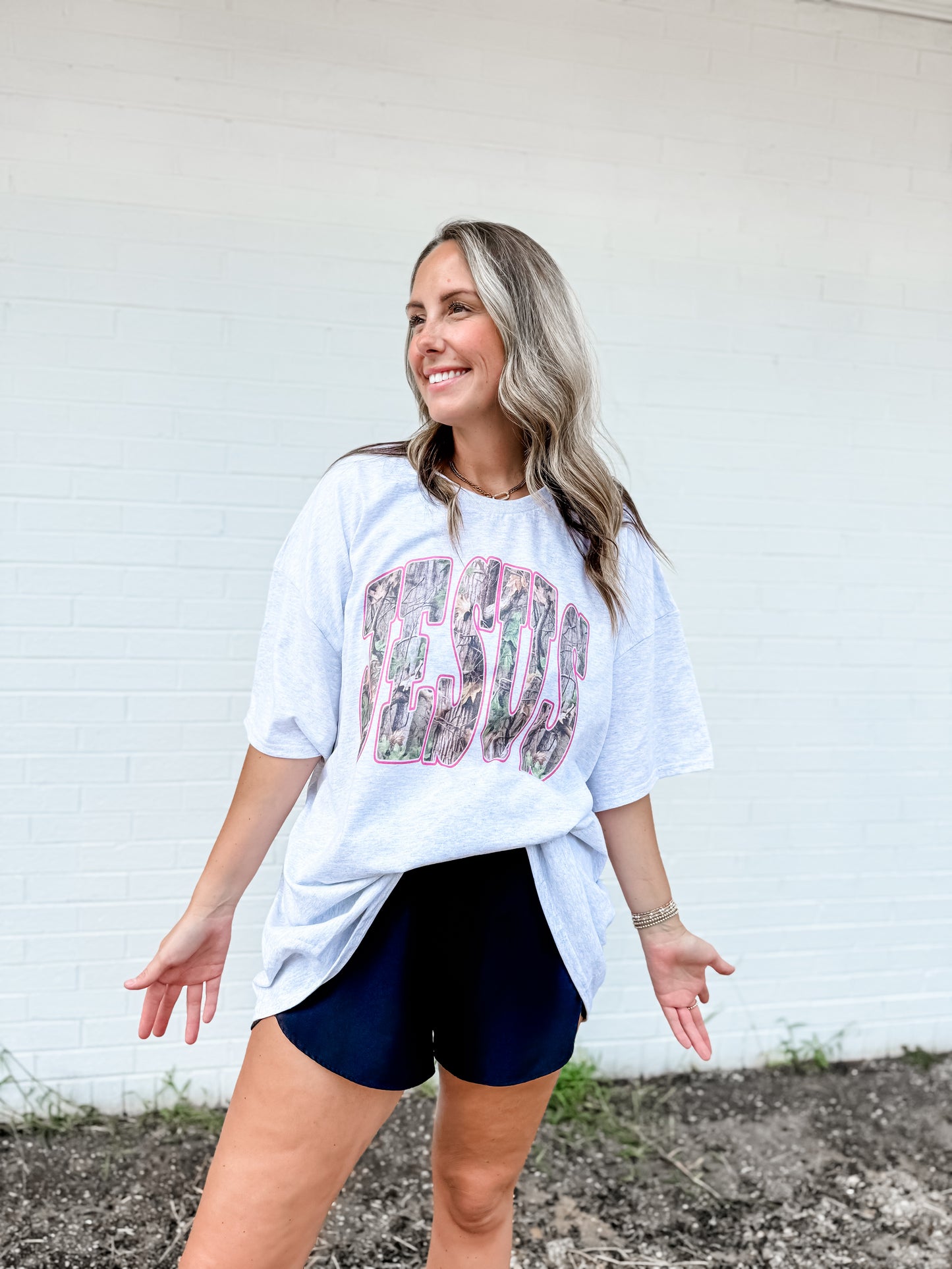 DAILY DEAL CAMO JESUS (P)