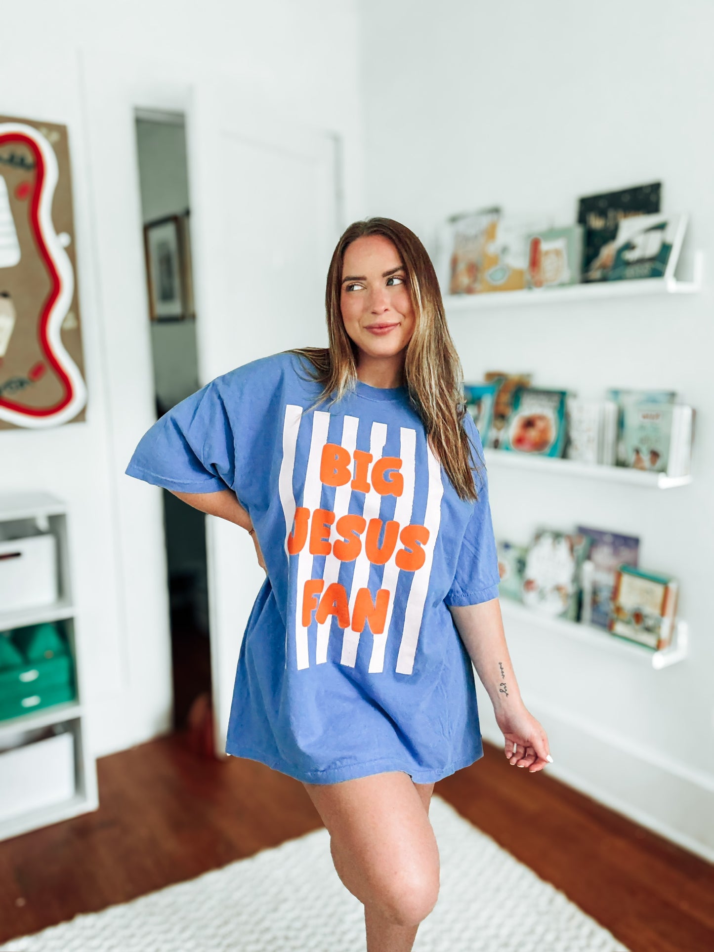 BIG JESUS FAN (Mystic Blue) (T)