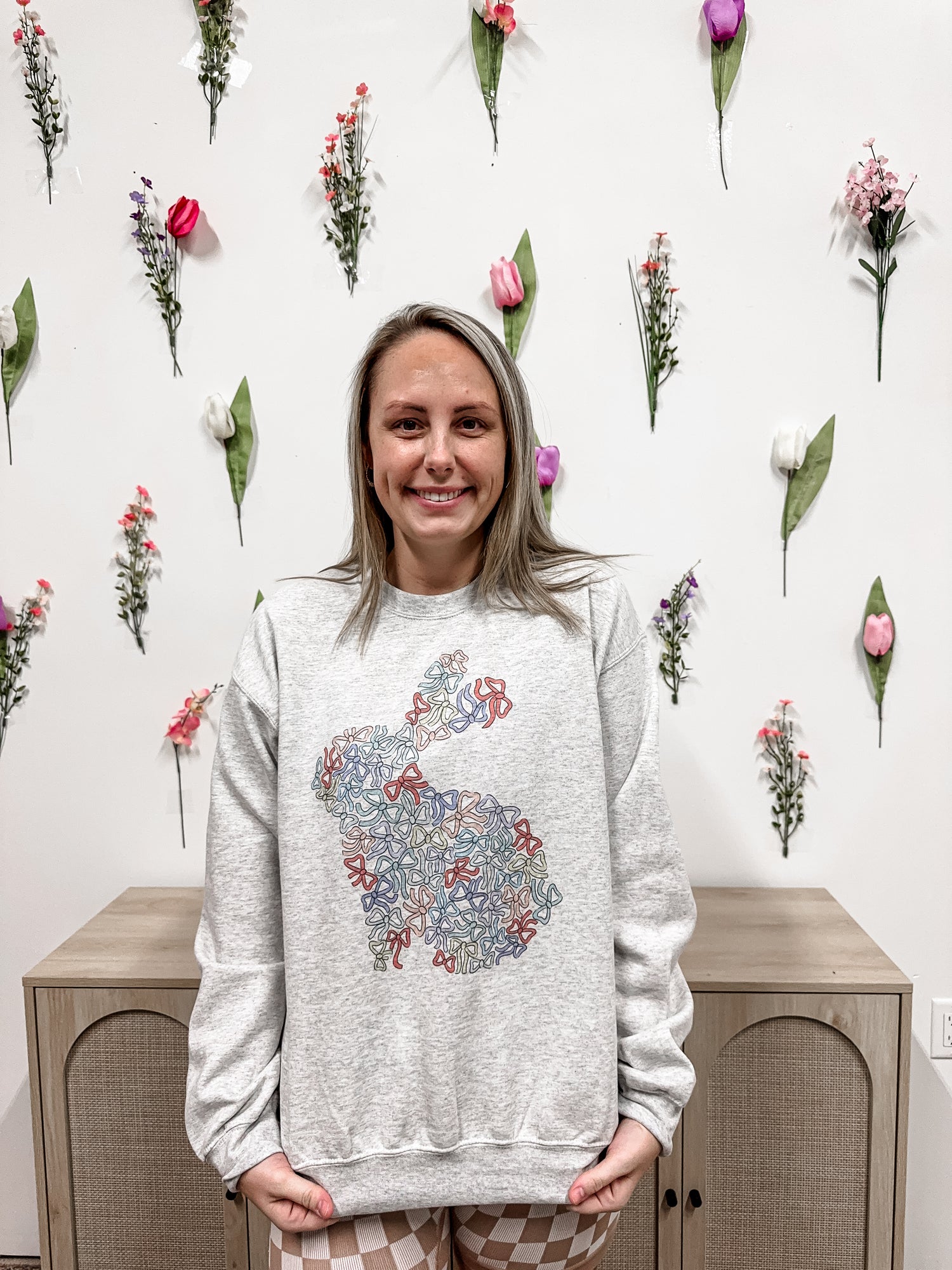 Coquette Bunny on Ash TEE SHIRT (P)