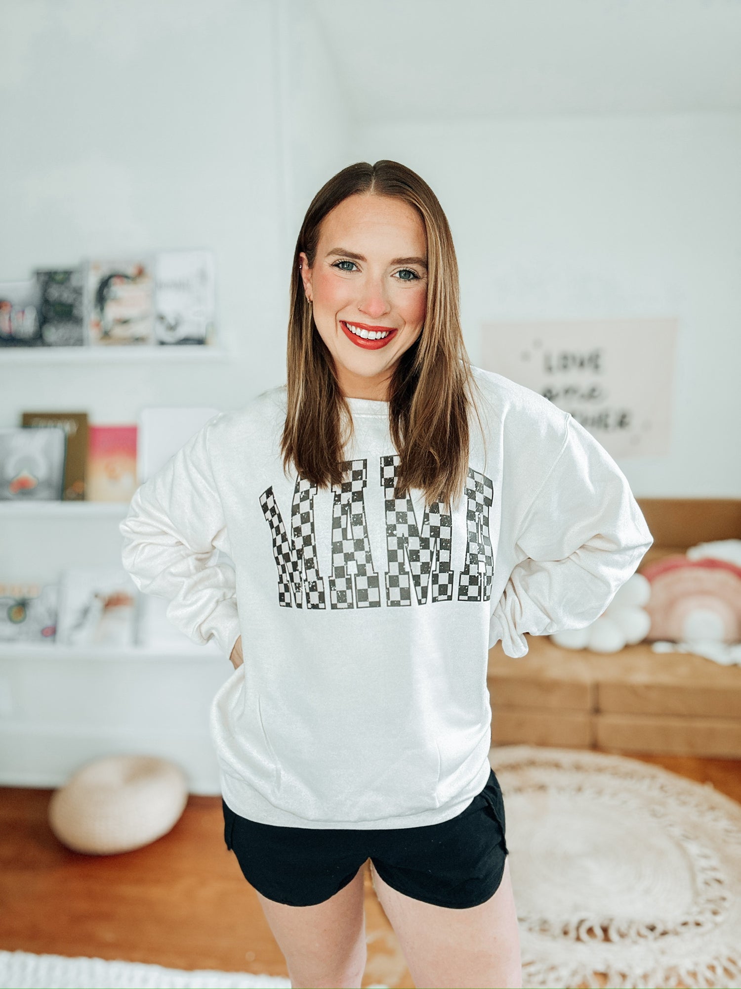 🍂 Brown Distressed MAMA Crewneck/Tee