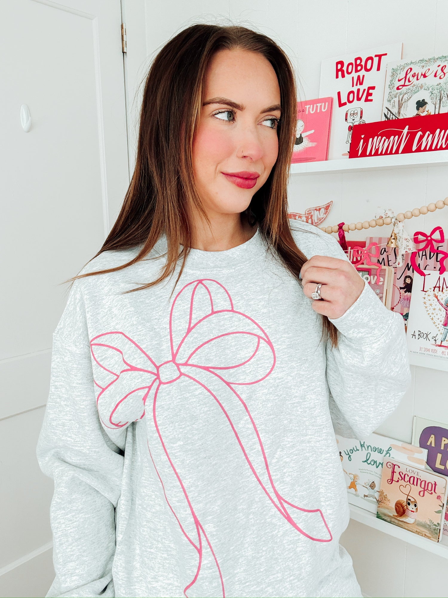 ❤️ Oversized Bow