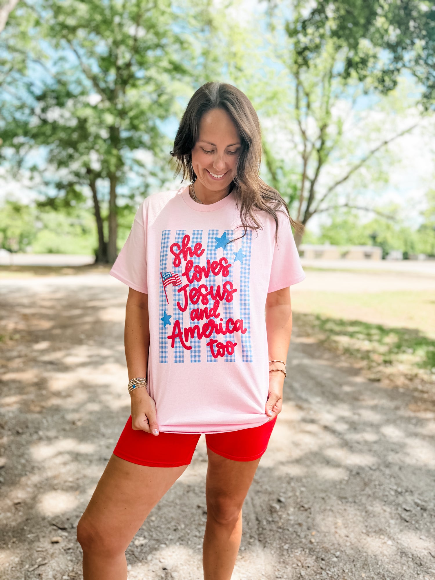 Loves Jesus and America too!